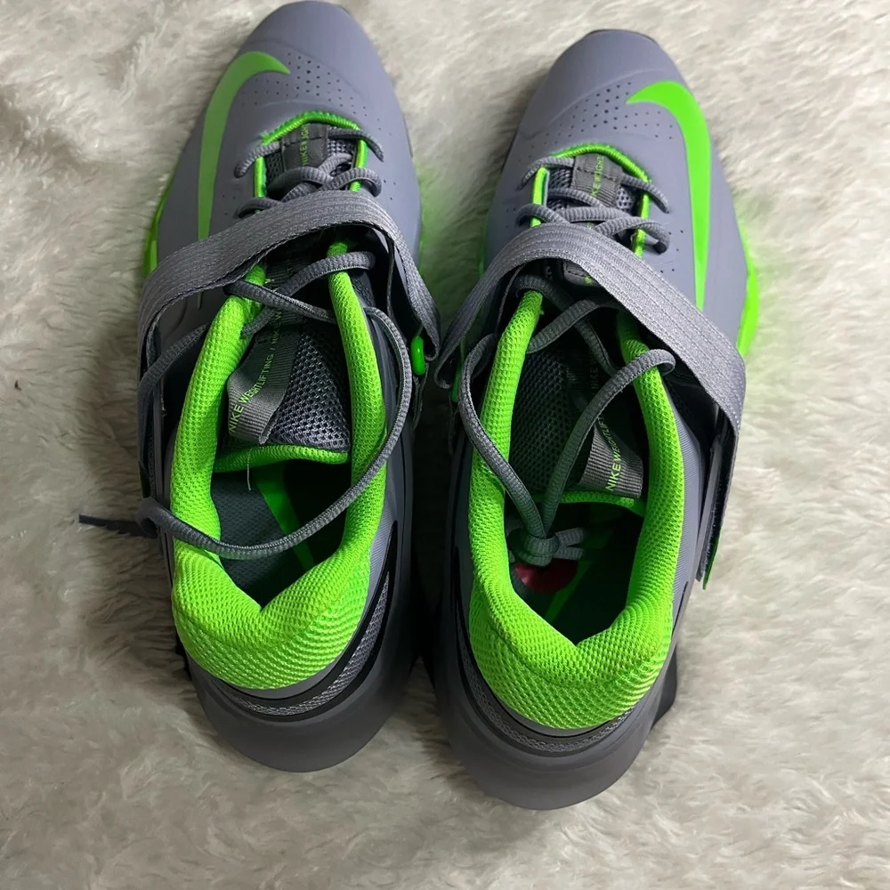 Nike Savaleos Weightlifting Gym Workout Gray And Green Shoes Size 14 CV5708-401